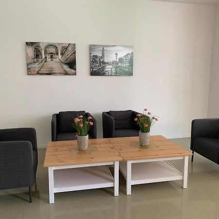 Jugendgaestehaus Studentenwohnheim Steyr Buitenkant foto