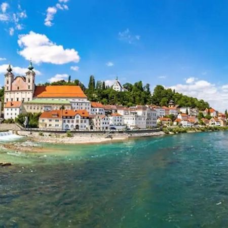 Jugendgaestehaus Studentenwohnheim Steyr Buitenkant foto