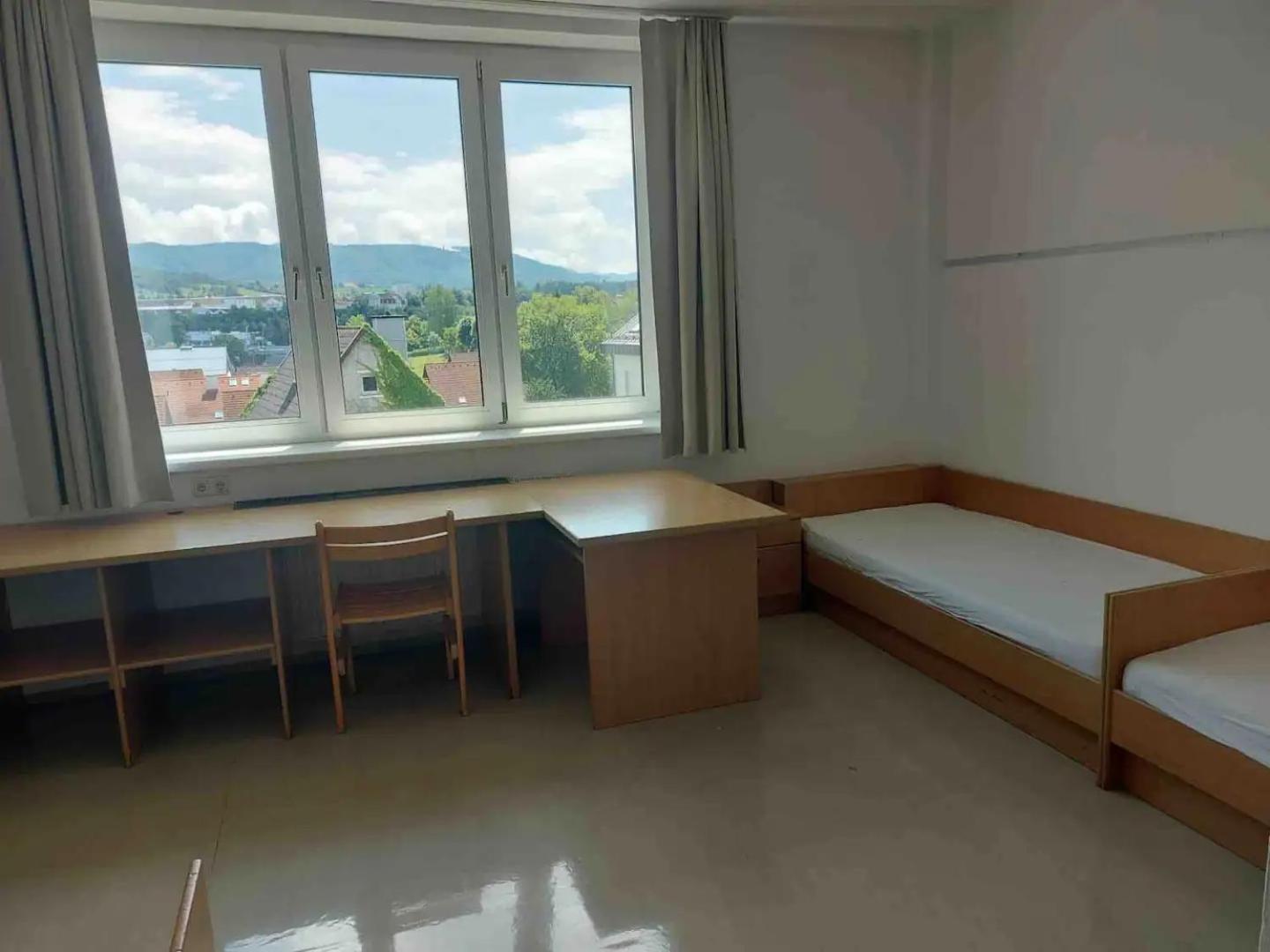 Jugendgaestehaus Studentenwohnheim Steyr Buitenkant foto