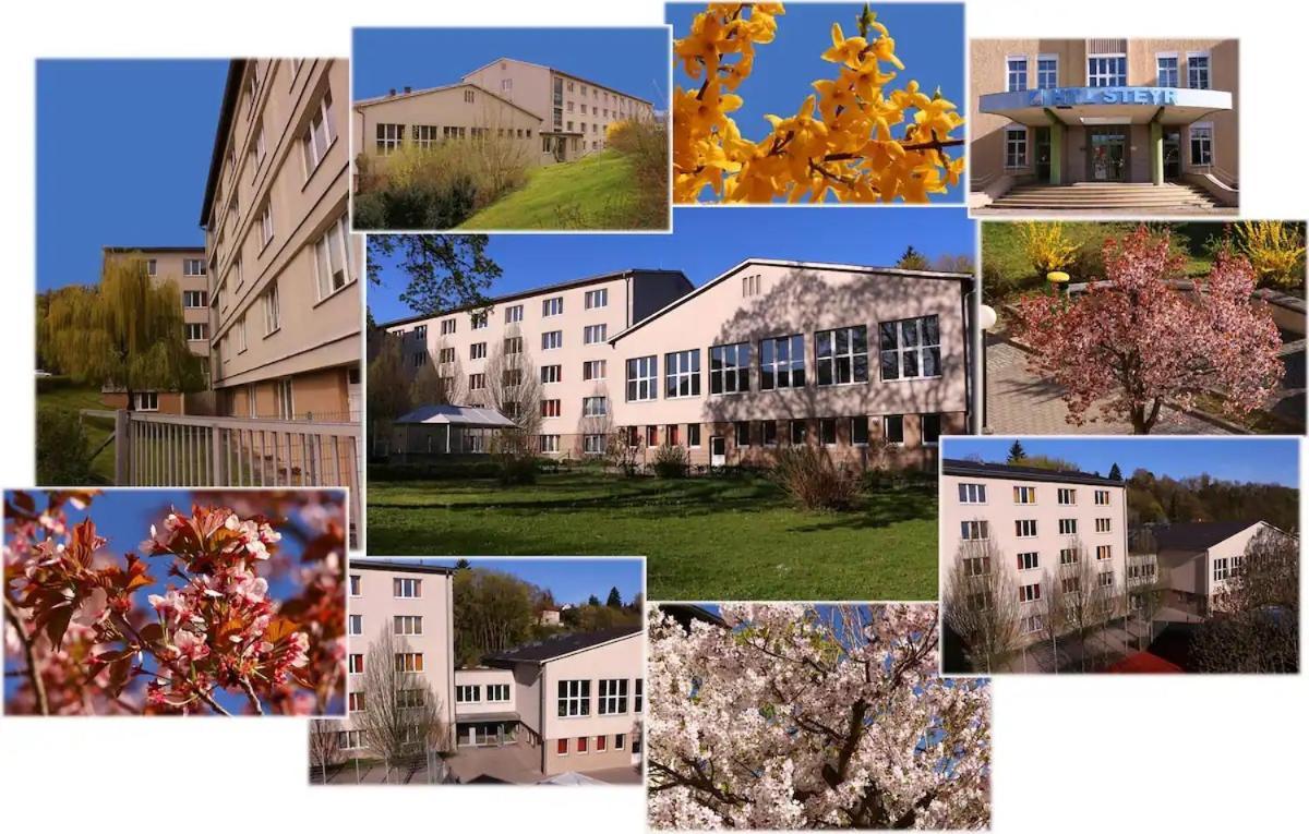 Jugendgaestehaus Studentenwohnheim Steyr Buitenkant foto